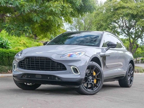 2021 Aston Martin DBX