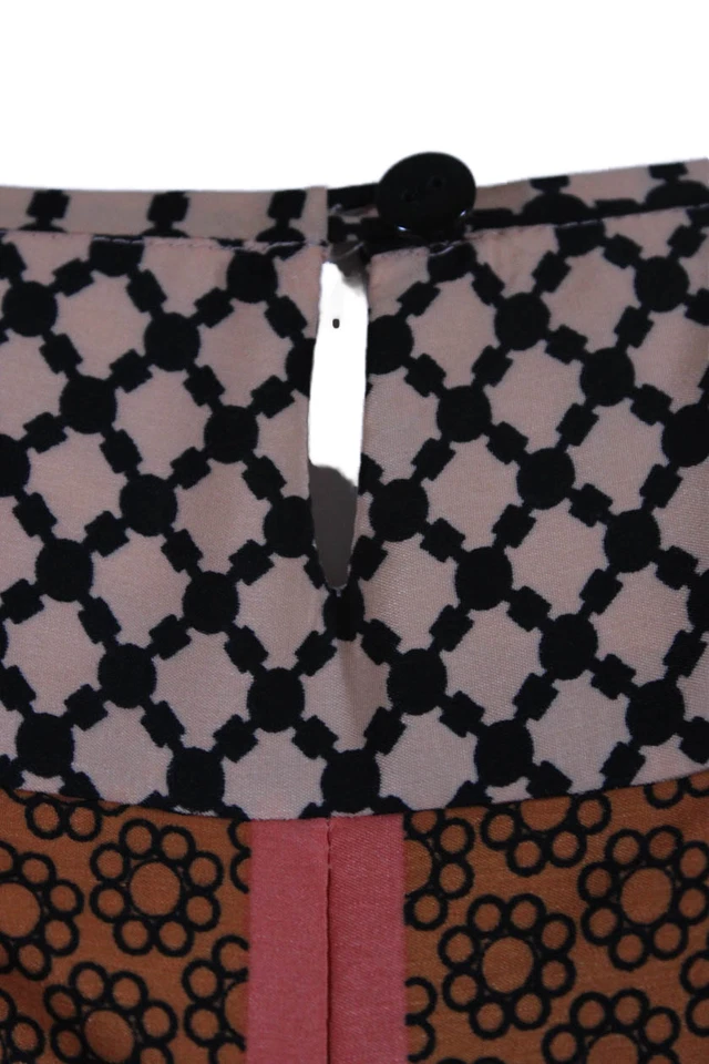 Vestido para mujer Muse abstracto cuello redondo sin mangas plisado línea A naranja talla 4 Foto 4 de 4