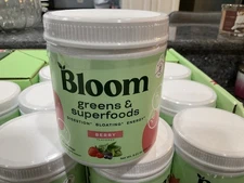 (4) Cans of Bloom Nutrition Greens & Superfoods Powder - Berry - 192 Servings!