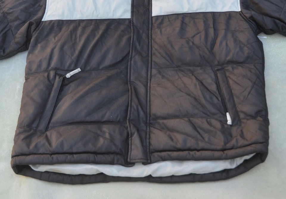 Chaqueta De Colección NFL Oakland Raiders Talla Juvenil XL (18-20). Foto 3 de 4