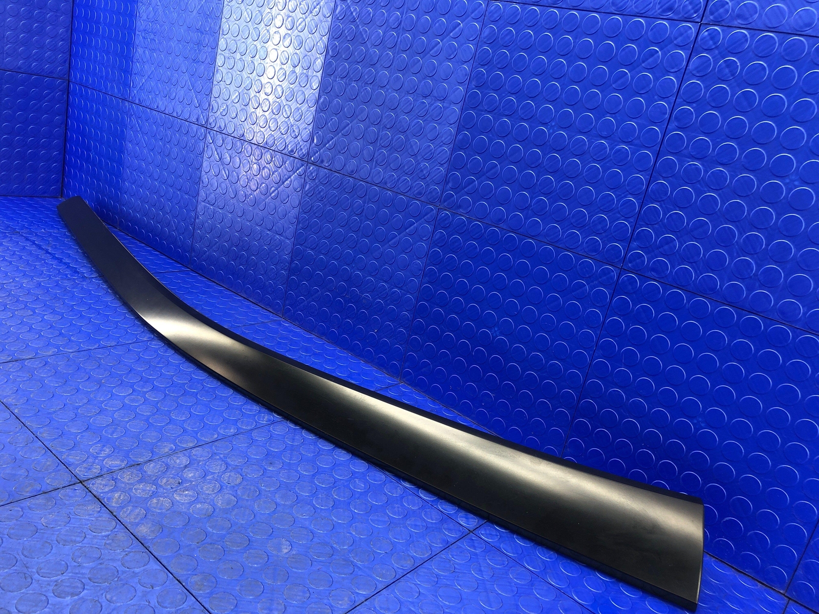 2014-2020 BMW I8 RIGHT SIDE ROOF MOULDING TRIM COVER PROTONIC (P5L) 51447336424