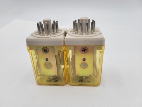 2PC Lot IDEC RR3PA-U Ice Cube Relay 11 Pin Plug In Coil 120V 3PDT 10A Used - 第 9/13 張圖片