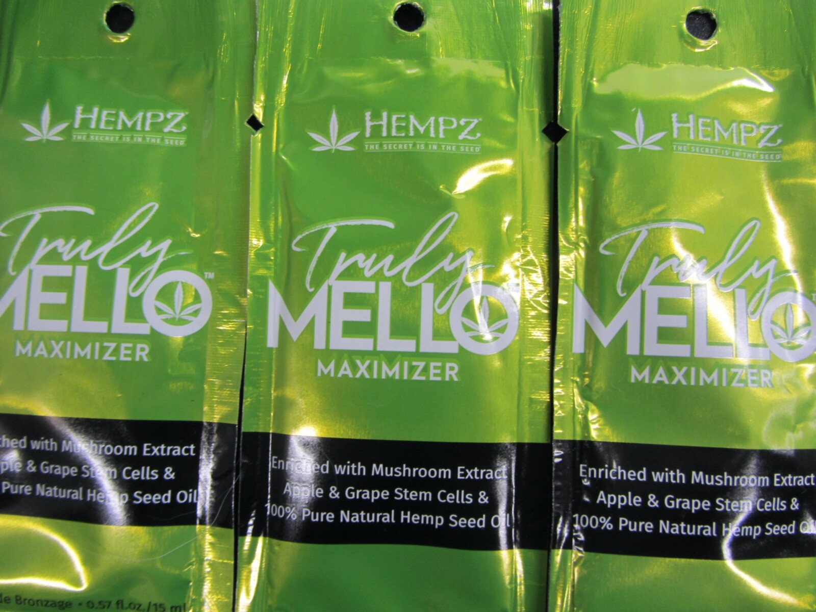5 PACKETS HEMPZ TRULY MELLO MAXIMIZER (NO BRONZER) TANNING LOTION