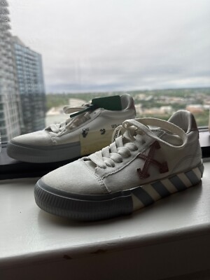 OFF-White sneakers women / size 6 / good condition with dust bag
