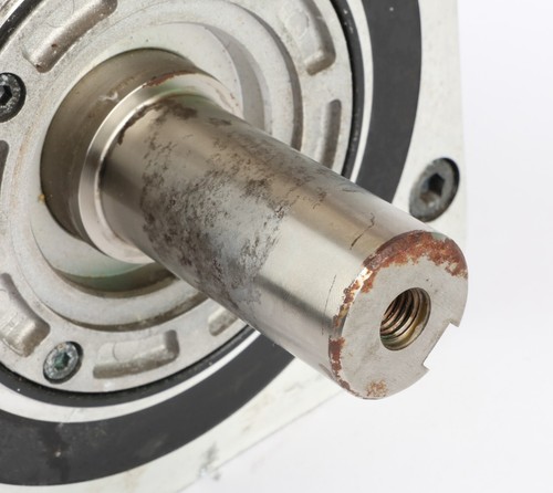 Yaskawa SGMGH-44ACA61 AC Servo Motor, 200VAC, 4.4kW, 1500RPM - Picture 3 of 9