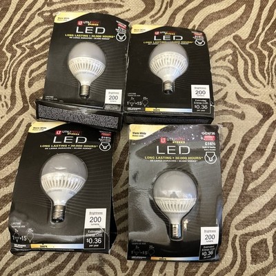 UtiliTech Pro LED Dimmable Warm White 25w 200L Lightbulb #0424736 Lot Of 4
