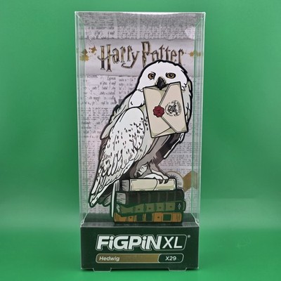 FiGPiN XL Hedwig X29 Harry Potter Limited Edition 750 NYCC Exclusive Pin