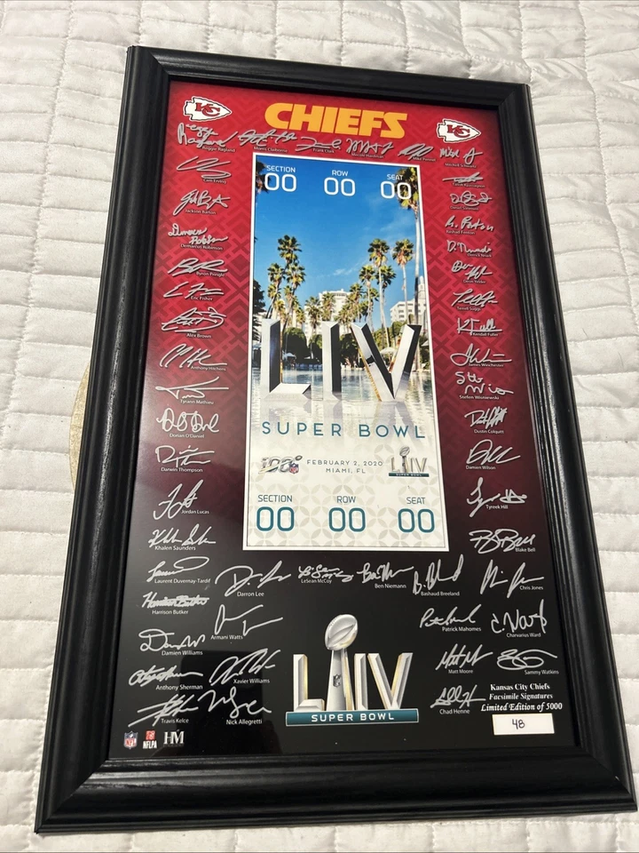 Kansas City Chiefs 12"" x 20"" Super Bowl LIV Champions Banner Raising #48 Foto 2 de 4