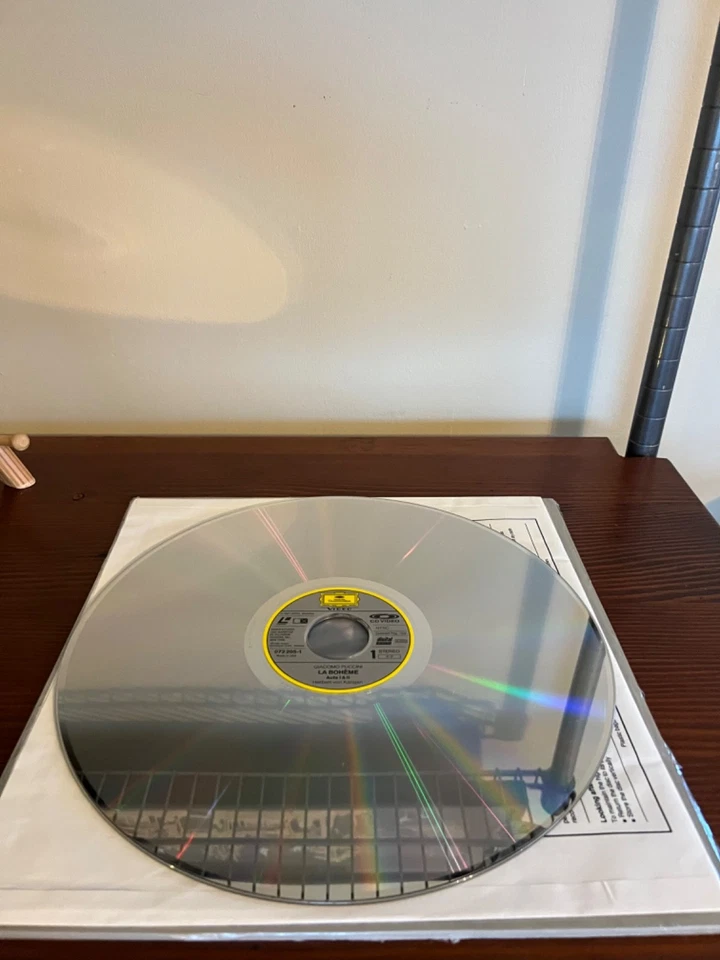 Puccini's La Boheme Laser Disc, LD, Karajan, Zeffirelli, Opera, Subtitled, NM - Image 3 of 4
