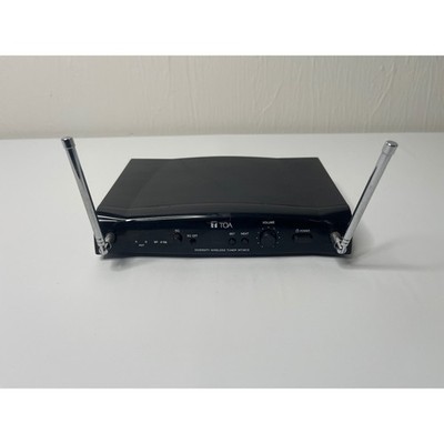 TOA Diversity Wireless Tuner WT-5810 A01US Black Good Condition Dual Antenna