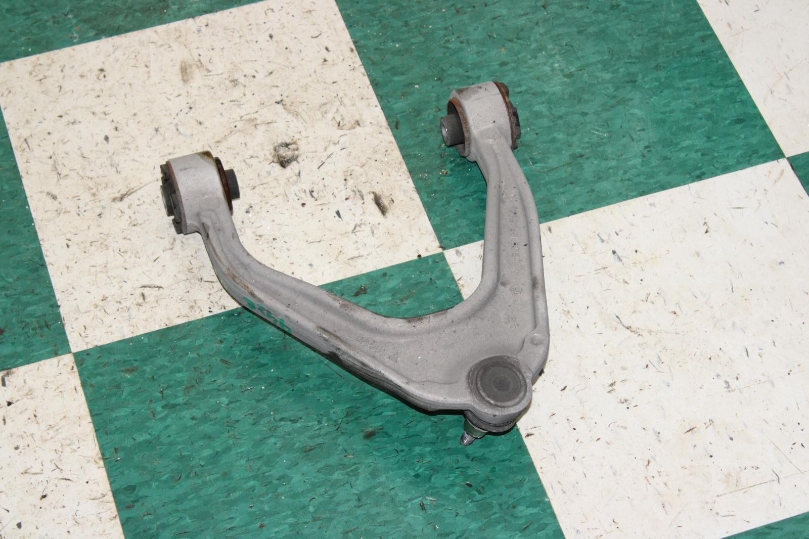 Maserati Ghibli 2014-2021 Front Right Upper Control arm