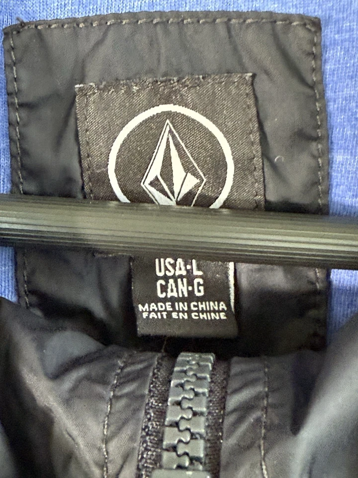 Volcom Tech Rain Jacket Mens Large Green Black Full Zip Hooded Windbreaker - Image 2 of 4