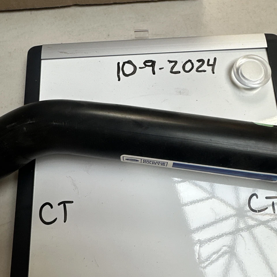 Подлинный шланг Ford 7T4Z-8A505-DB - Изображение 3 из 3