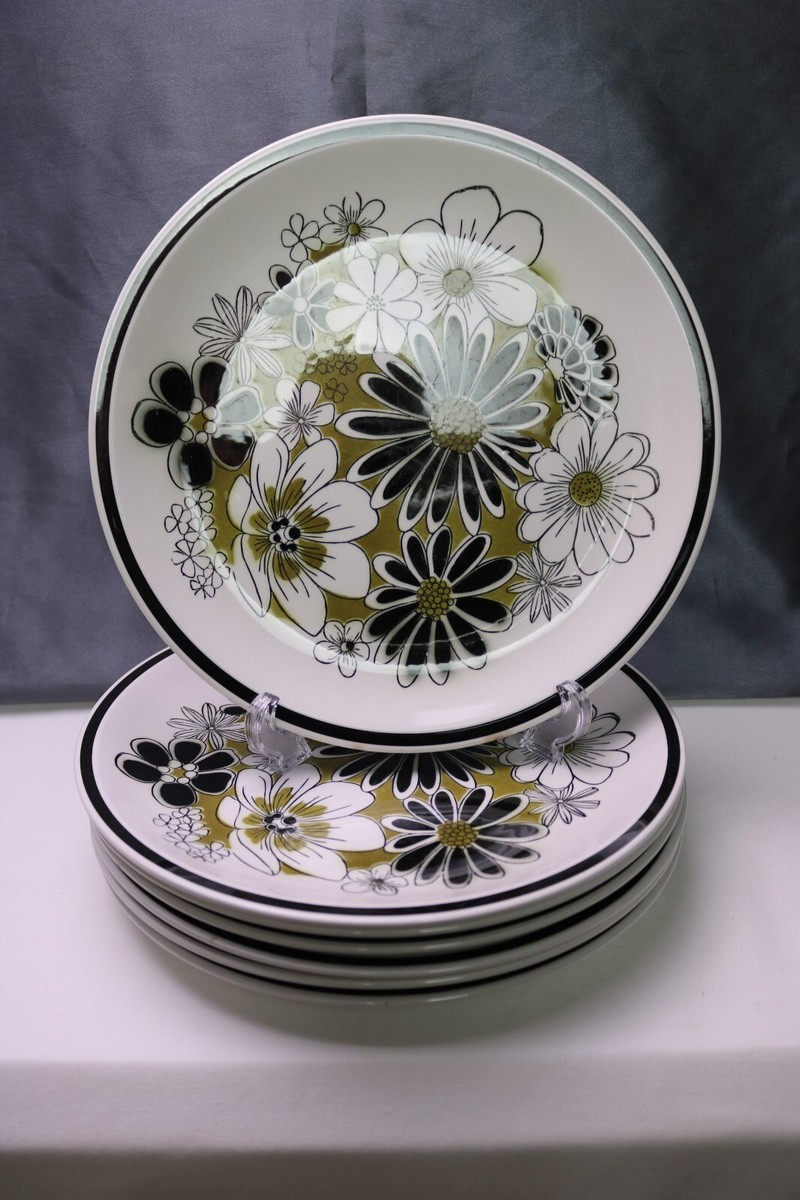 7 Mikasa Leilani Dinner Plate Set Vintage D1765 Cerea Stone Black
