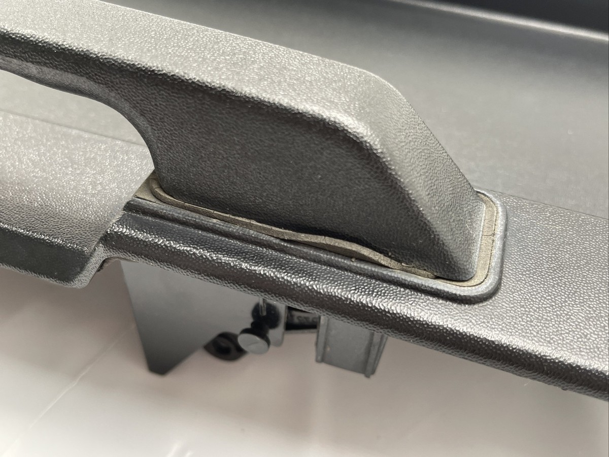 06-09 Hummer H2 Rear License Plate Pocket Tailgate DECKLID