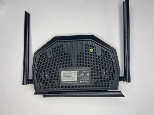 Tenda AC1200 3 Port 1167 Mbps Wireless Router - Picture 4 of 6