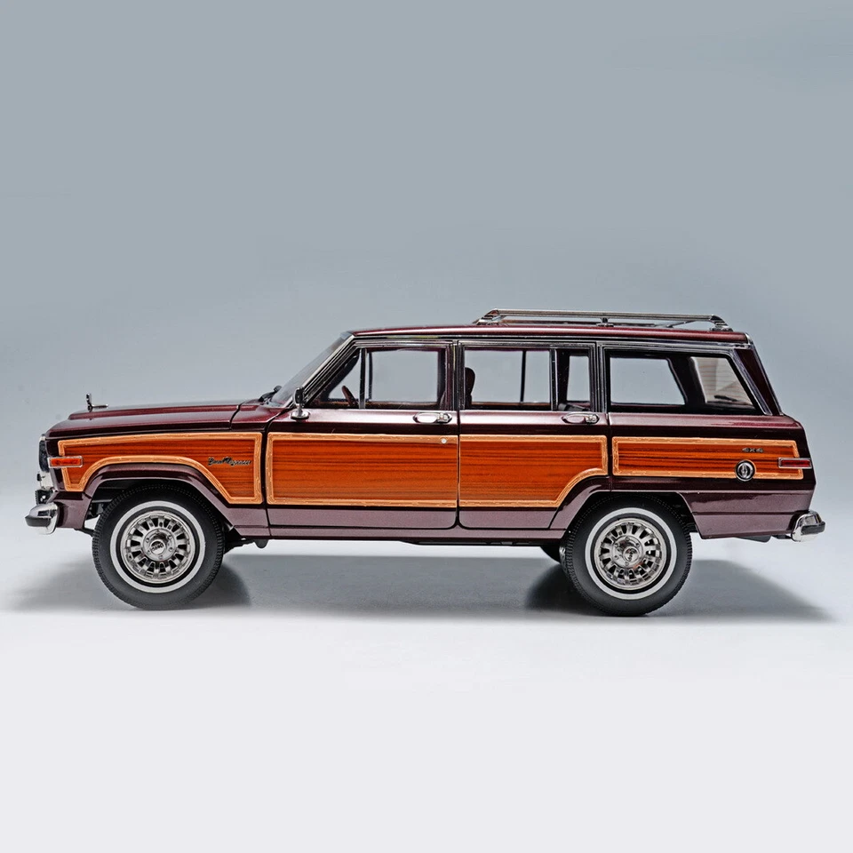 DD Model 1/18 Scale Jeep Guand Wagoneer Red Diecast Car Model Toy Gift - Image 3 of 4
