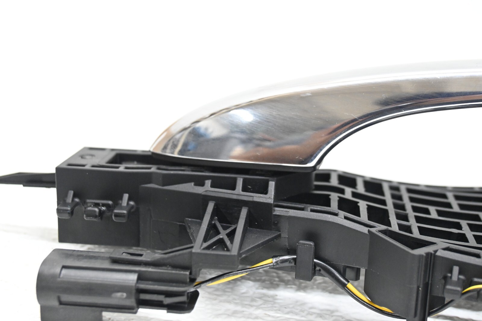 ⭐ 14-21 Maserati Ghibli Rear Left Ext Door Grab Handle Chrome Assy Oem