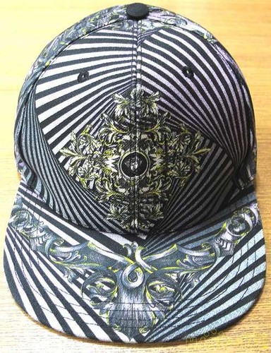 VERSACE Cap Total Pattern Color for Men 