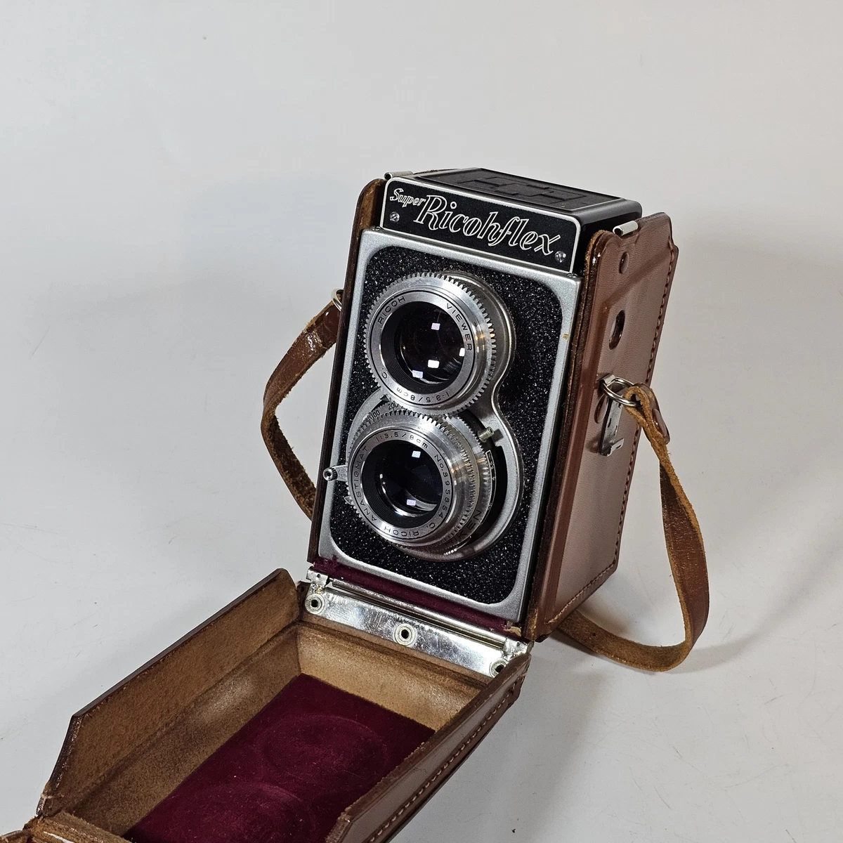Preços baixos em Câmeras de Filme TLR Ricoh | eBay