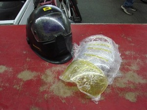 ESAB Sentinel A50 Auto Darkening Welding Helmet - w/6 New Shields