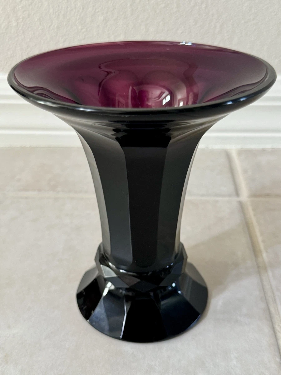 Glass Purple Collectible 1900-1919 Time Period Manufactured Vases