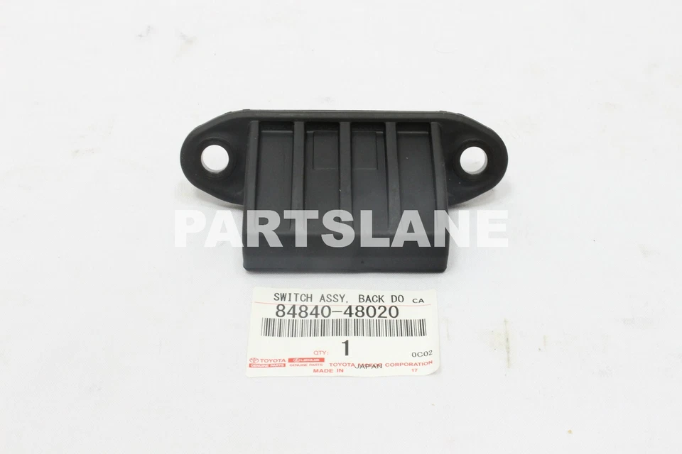 Interruptor abridor puerta trasera genuino OEM 84840-48020 Toyota RAV4 Lexus NX300h NX200t Foto 2 de 2