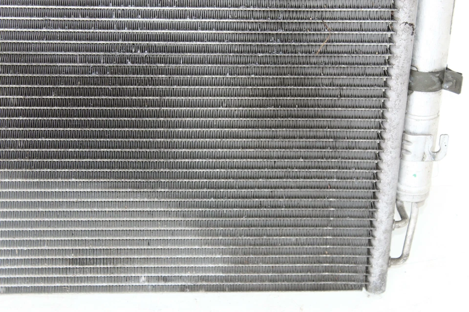 Конденсатор LAND ROVER LR3 05 06 07 08 09 - Изображение 4 из 4