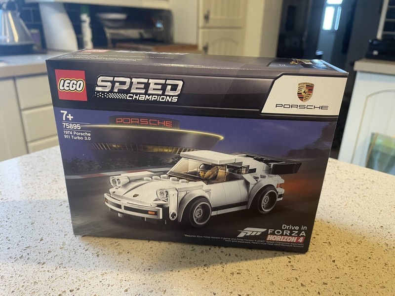 LEGO Speed Champions 75895 Porsche 911 Turbo 3.0 Forza. New Retired. Sealed.