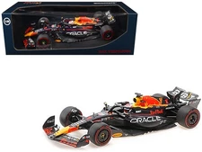 2023 Red Bull Racing RB19 #1 Max Verstappen Diecast Model 1/18 Limited Editio...