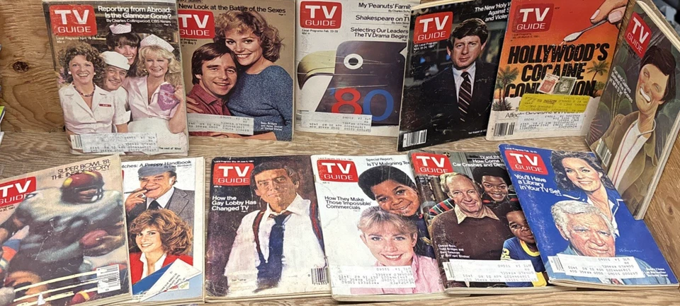 TV Guide Magazine Lot of 30 Issues From 1980 Classic Television Collectibles - Image 2 of 4
