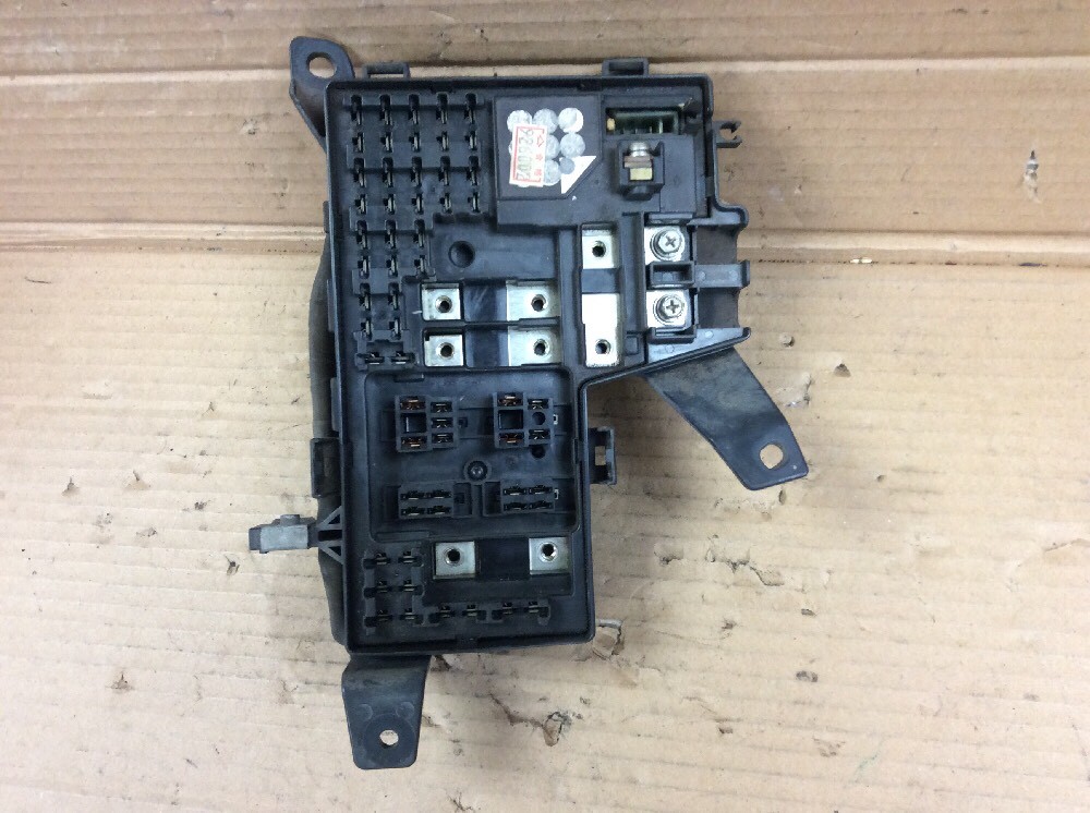 92 93 1992 1993 Accord Sedan LX EX Main Fuse Relay Box Assembly “A4” Used  OEM