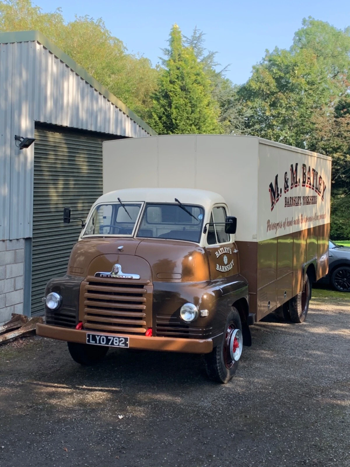 Bedford S Type Classic Lorry 1956 Box Van - Picture 1 of 13