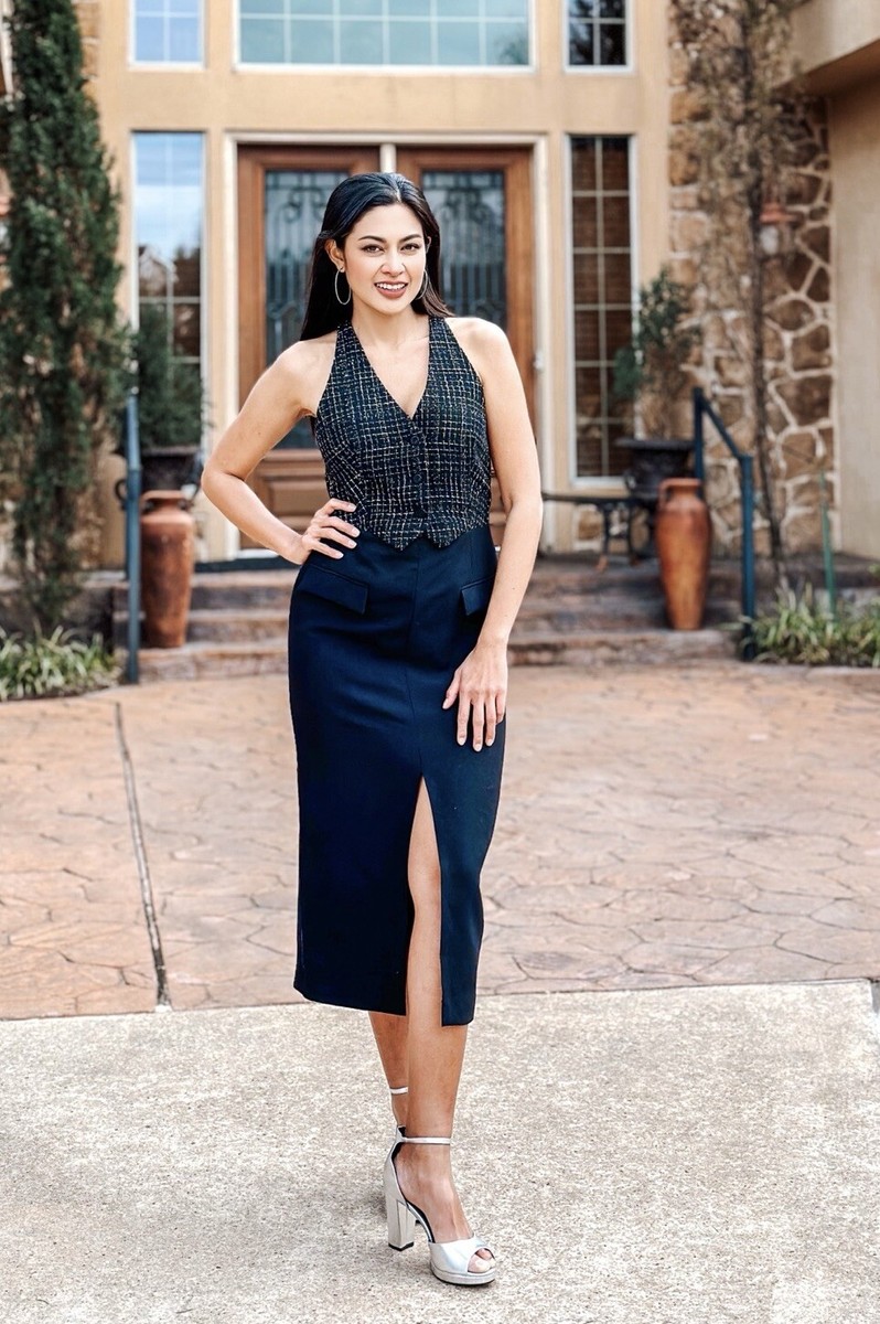 textured midi dress zara ZARA WOMAN BLACK CONTRASTING TEXTURED MIDI V-NECK DRESS_9146/081 FW23 RUN  Small