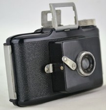 ANTIQUE VINTAGE Bakelite CAMERA Kodak Bantam F.8 Art Deco  nice lens 