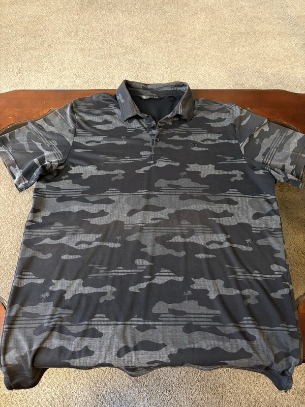 Travis Mathew Men's Golf Polo Shirt Size XXL Black Camo