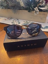 NEW Oakley Sunglasses Latch OO9265-22 Matte Brown Tortoise With Prizm Black Lens