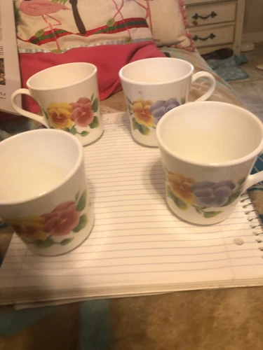 Corning Ware Corelle  Charming Summer Blush Coffee Tea Cups Mug Pansies Flowers