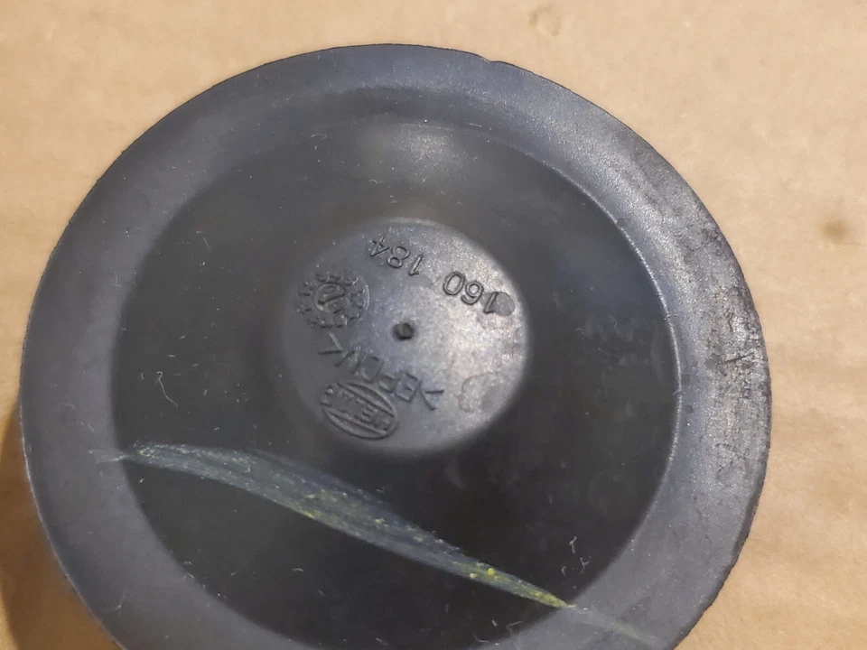 2010 2011 2012 Lincoln Mkz Headlight Bulb Cover Caps Rubber Hella 160184 155665 — 第 2/4 张图片