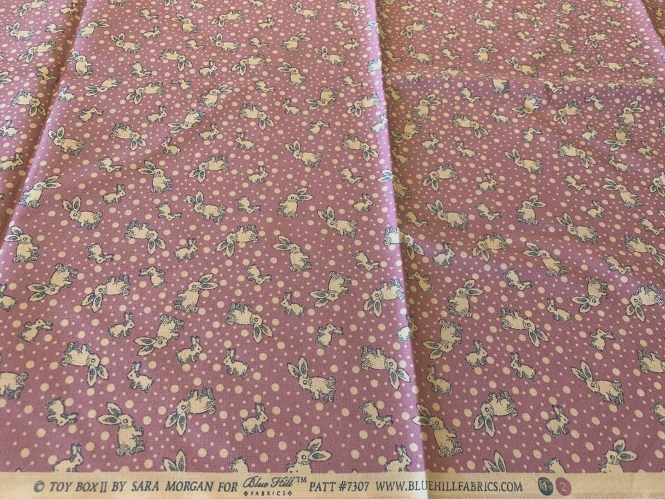 Toy Box II Sarah Morgan Blue Hill Telas - 1yd Lavanda Conejo Conejo Estampado Foto 4 de 4