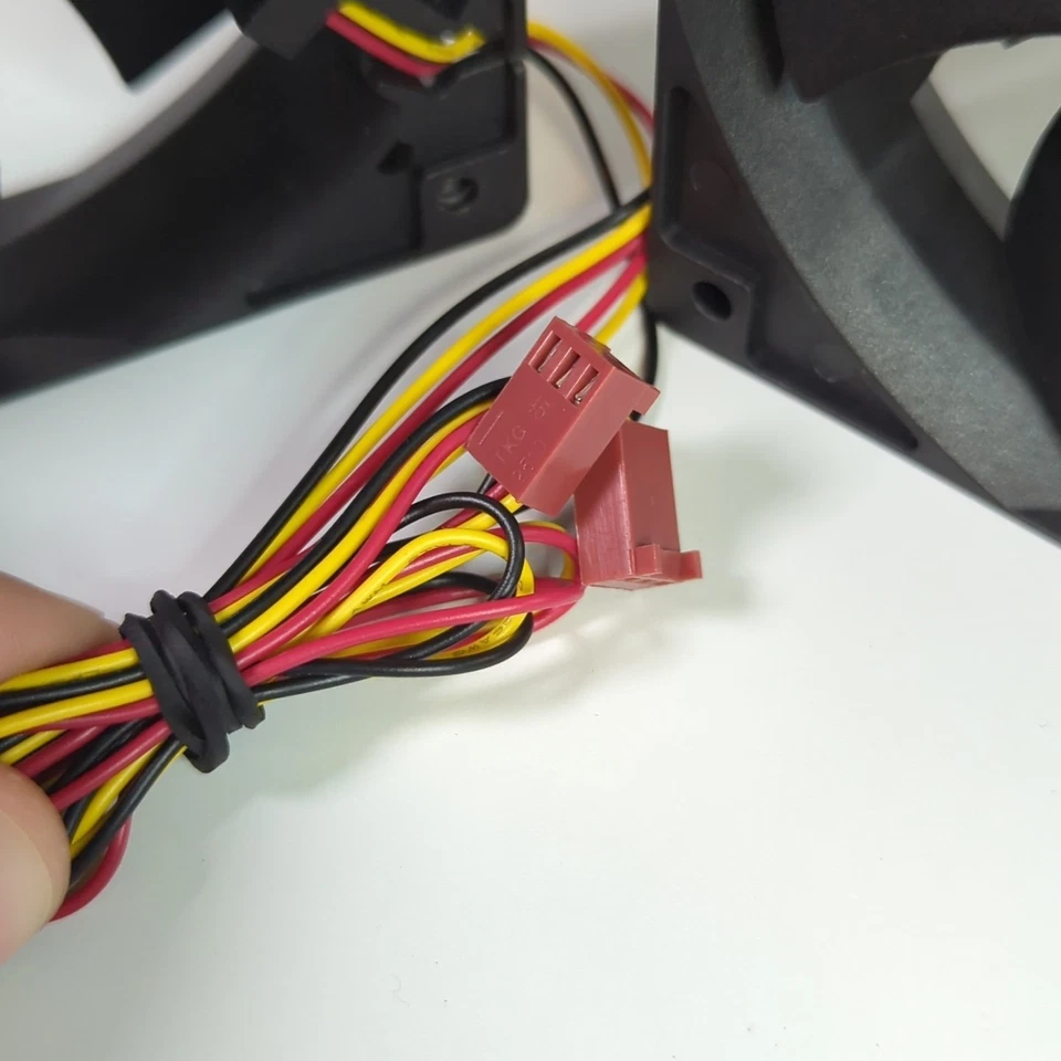 2x Cooler Master 120mm 3-Pin Case Fan Pair A12025-08CB-3BN-F1 PC Computer - Image 2 of 4