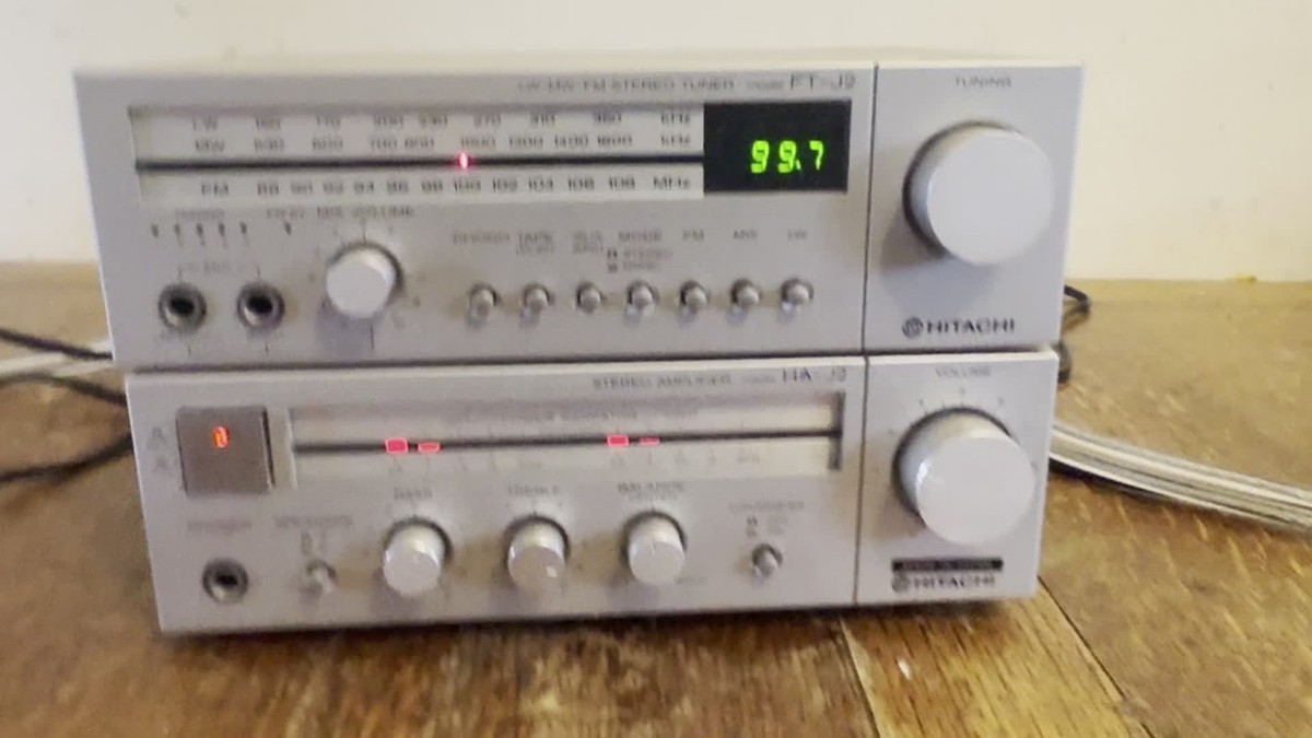 Vintage Hitachi mini set HA-J2 integrated Amplifier & FT-J2 Tuner