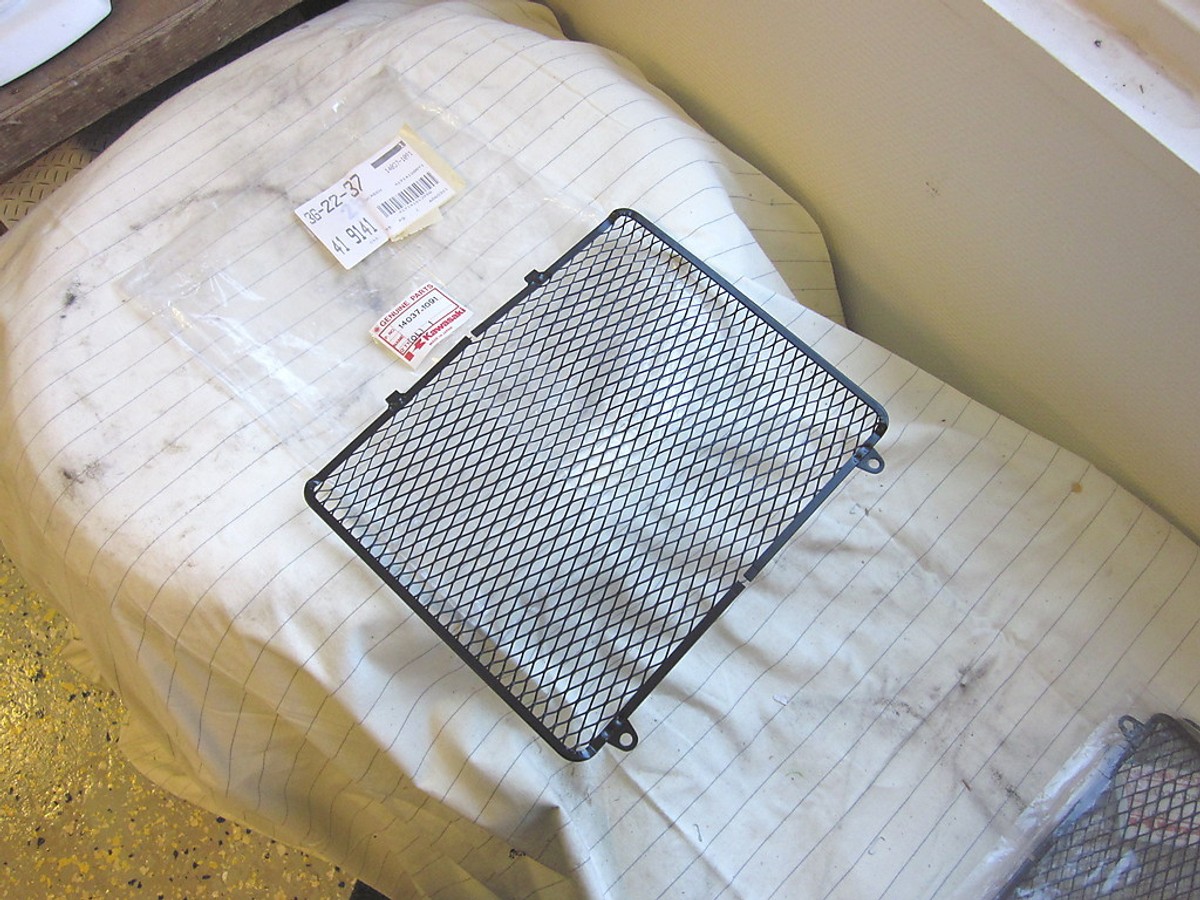 Kawasaki ZX600 C GPX 500 600 R ZX500 B Ninja Screen 14037 Kawasaki ZX600 C GPX 500 600 R ZX500 B Ninja Screen 14037