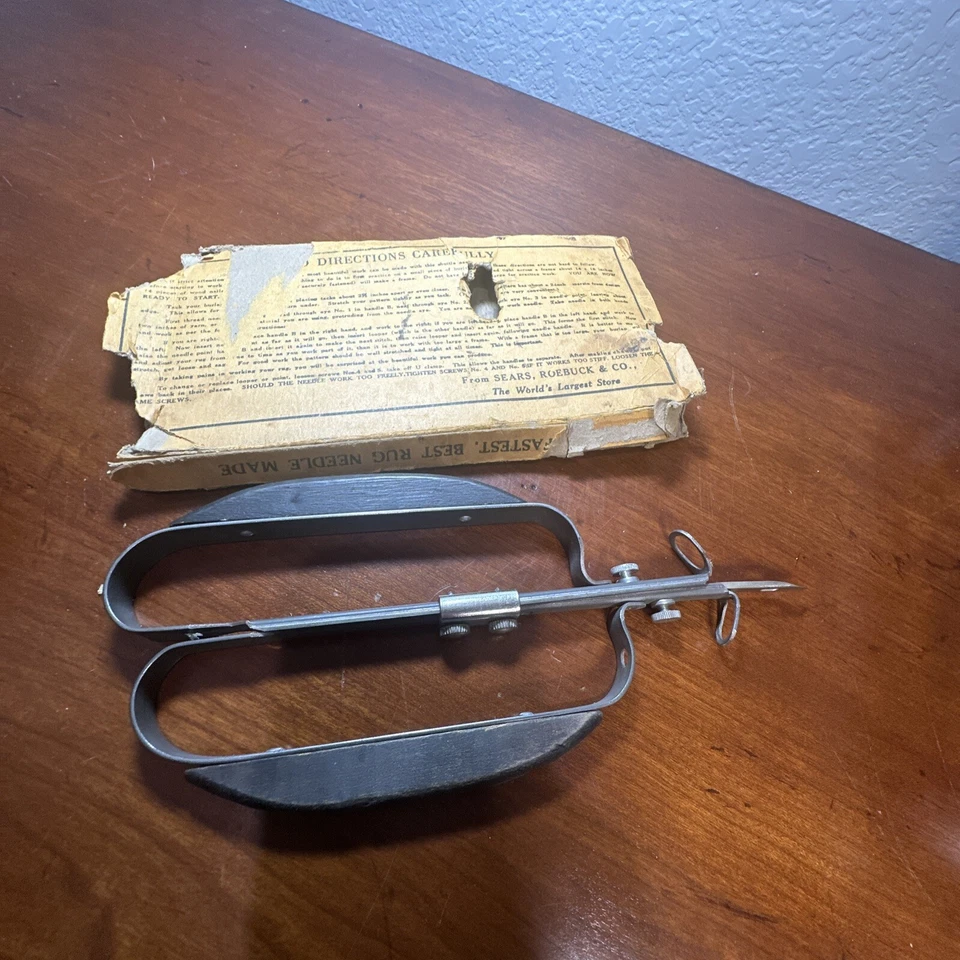 Vtg Sears Roebuck Best Rug Needle Made Original Box Parisian Hooked Rug Shuttle - Image 2 of 4