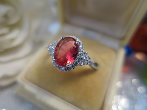 Vintage Jewellery Ring with Ruby & White Sapphires Art Deco Design size 6 (28) - Picture 7 of 11