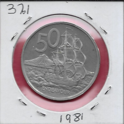 NEW ZEALAND 50 CENTS 1981 ENDEAVOR,SECOND CROWNED PORTRAIT OF HM