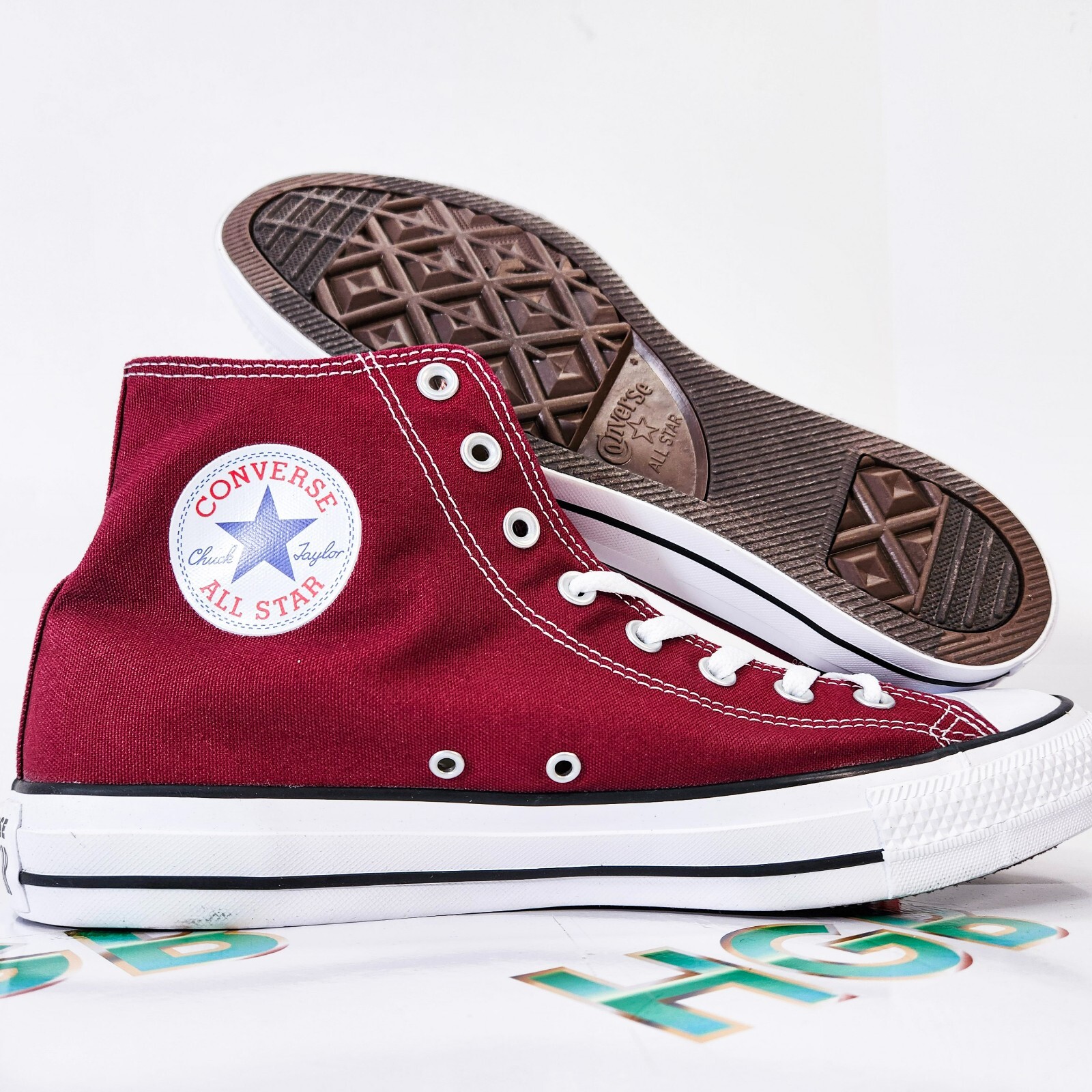 maroon converse