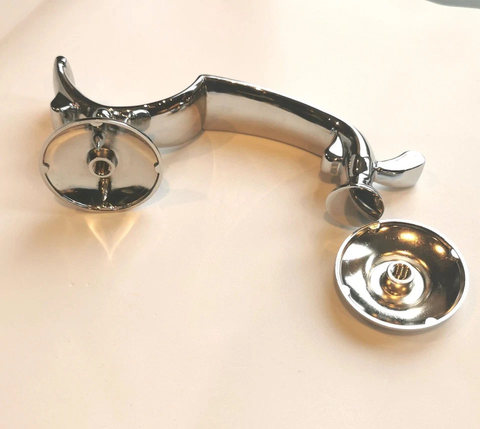 Carlisle Brass M45CP Large Doctors Knocker 186mmx34mm Polished Chrome - Image 4 of 4