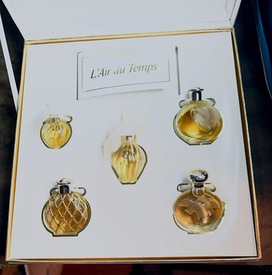 Nina Ricci L Air du Temps PARIS Parfum 5 Mini Vintage Perfume NIB LA Petite Col