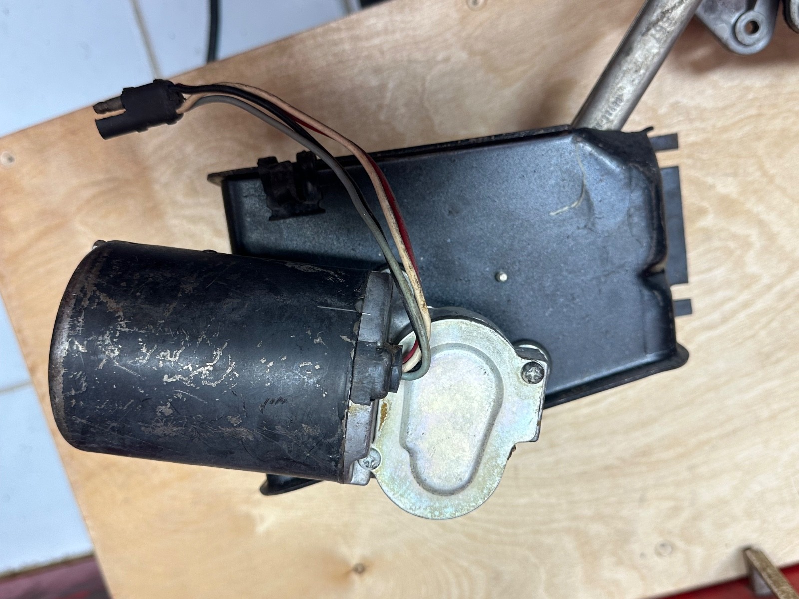 1967 1968 OEM FORD Mustang Cougar Windshield Wiper Motor & Arms Excellent Cond thumbnail 5